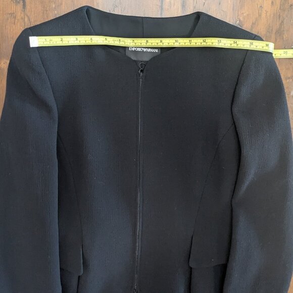 Emporio Armani, Black Wool contemporary, short jacket - Size EU44 - Picture 4 of 11
